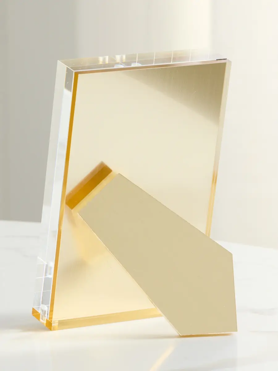 Tizo Lucite 4" x 6" Frame | Thumbnail 2