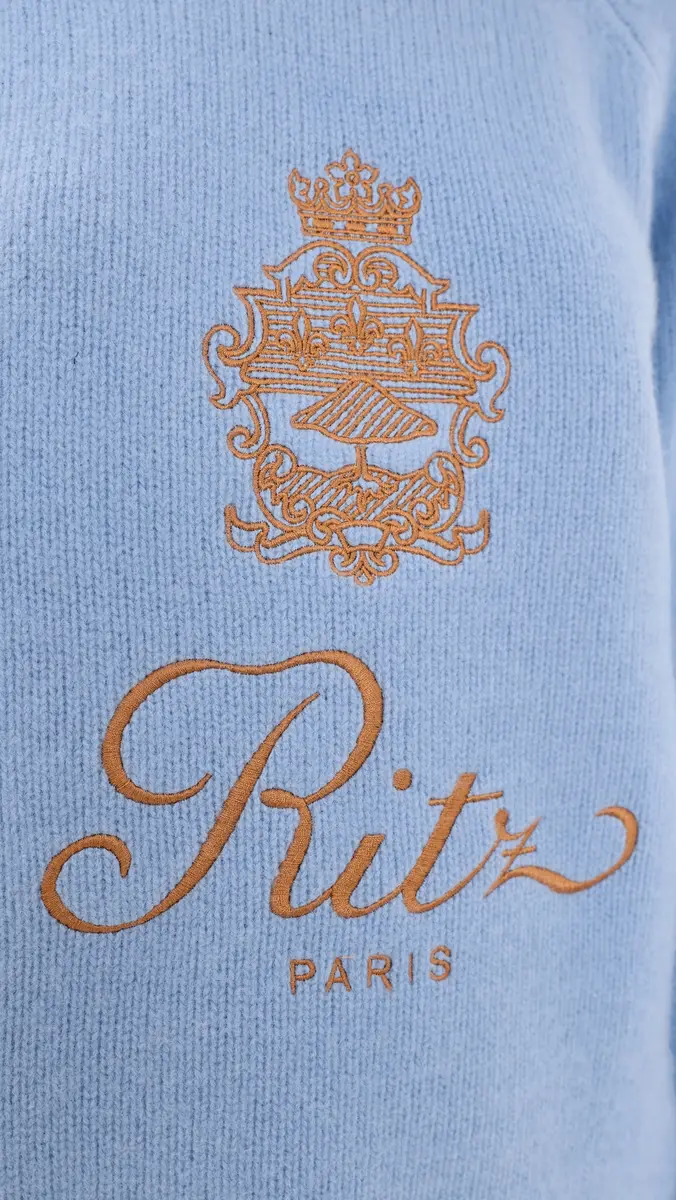 Frame The Ritz Unisex Brushed Cashmere Sweater | Thumbnail 6 Frame The Ritz Unisex Brushed Cashmere Sweater | Thumbnail 6