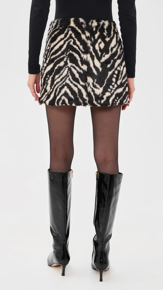 Show Me Your Mumu Phoebe Faux Fur Mini Skirt | Thumbnail 3 Show Me Your Mumu Phoebe Faux Fur Mini Skirt | Thumbnail 3