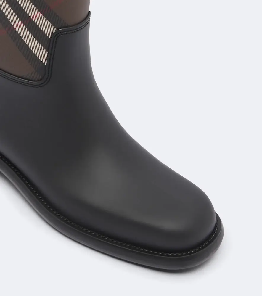 Burberry Cavalier Check rain boots | Thumbnail 2 Burberry Cavalier Check rain boots | Thumbnail 2