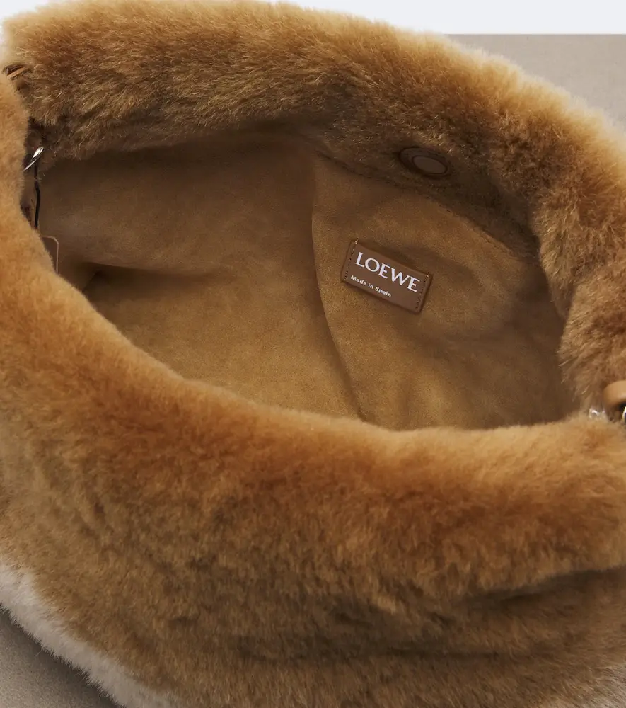 Loewe Flamenco Medium shearling pouch | Thumbnail 2