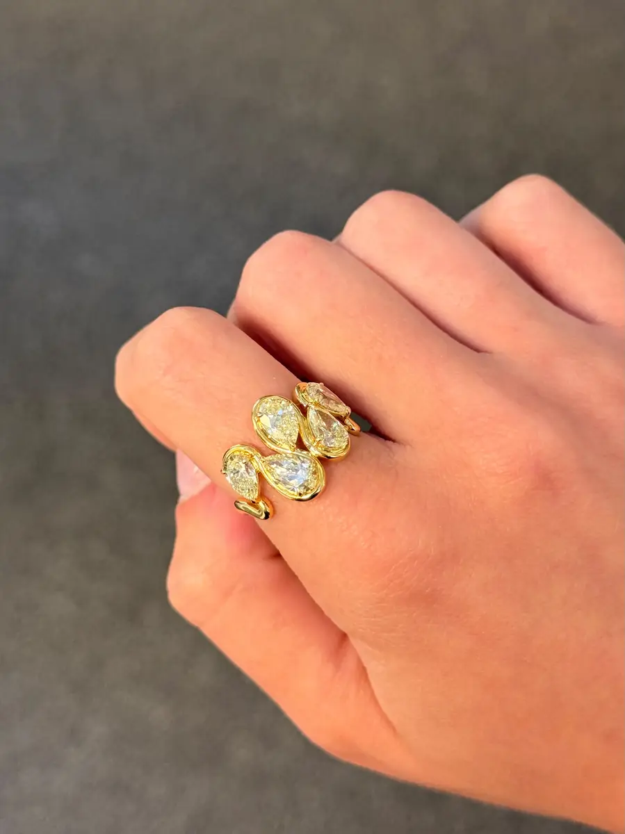 Wish Fine Jewelry 3.36ct Diamond 18K Gold Wave Pear Ring | Thumbnail 4