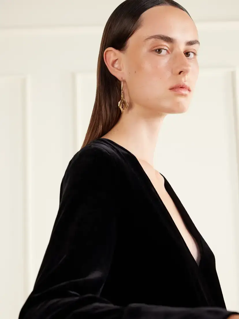 Le Sundial Veiled Bloom Single Asymmetric Gold Plated Bronze Earrings | Thumbnail 2