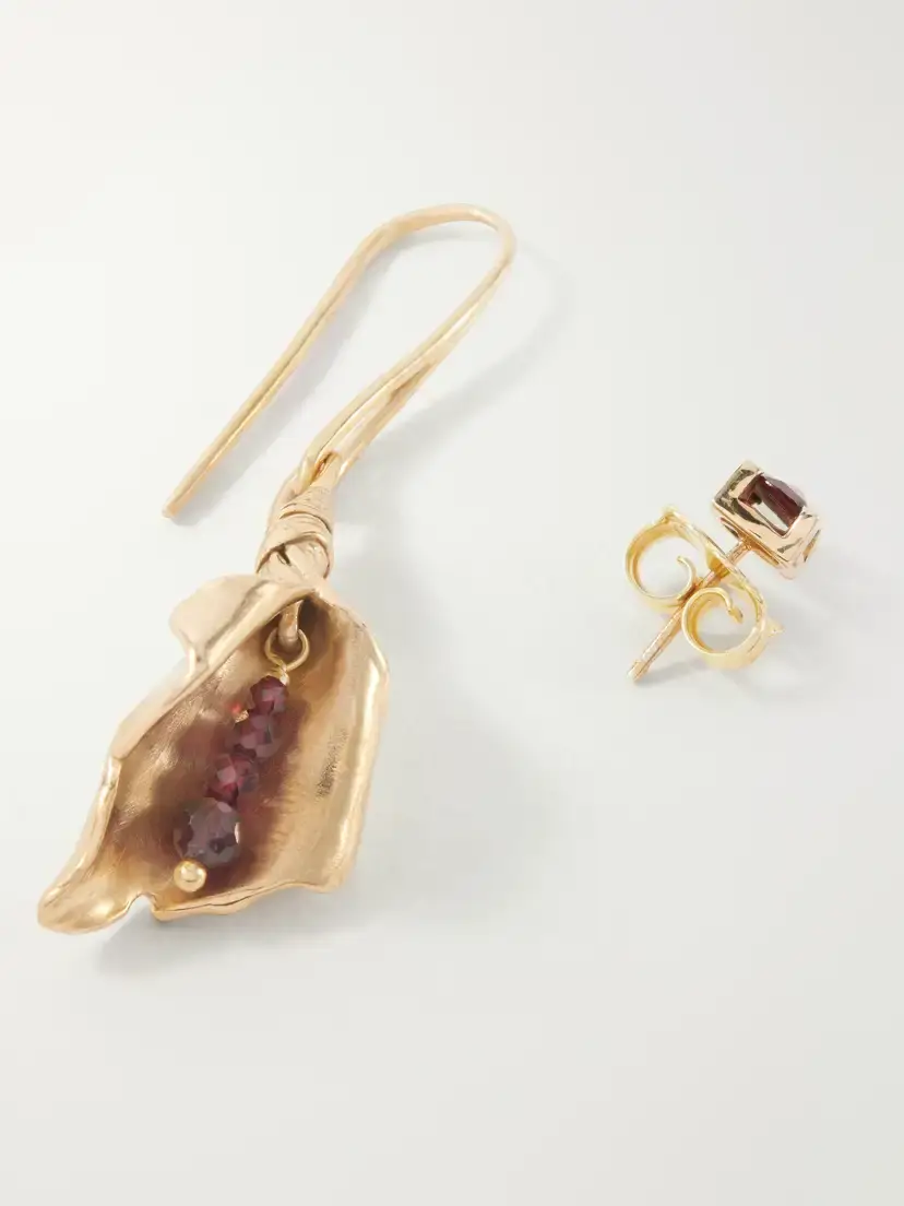 Le Sundial Veiled Bloom Single Asymmetric Gold Plated Bronze Earrings | Thumbnail 4