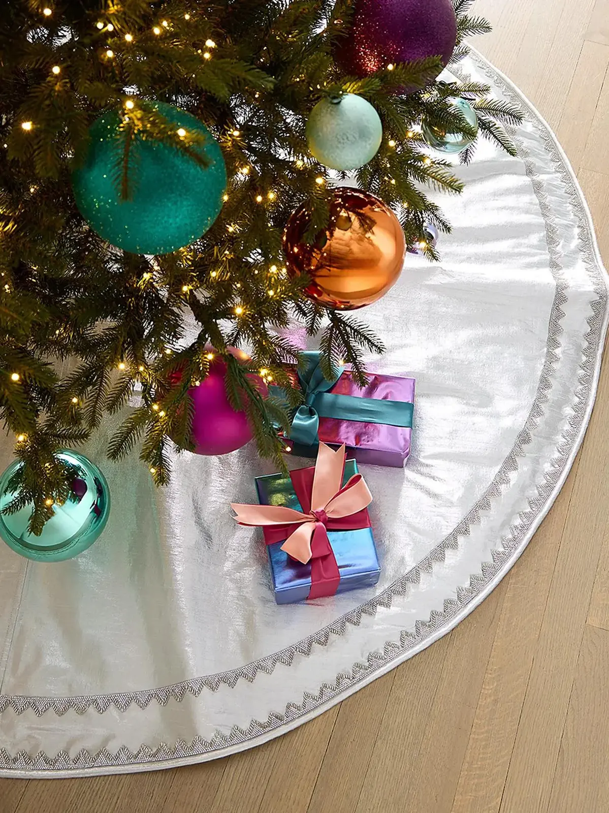 Metallic Dupion Tree Skirt