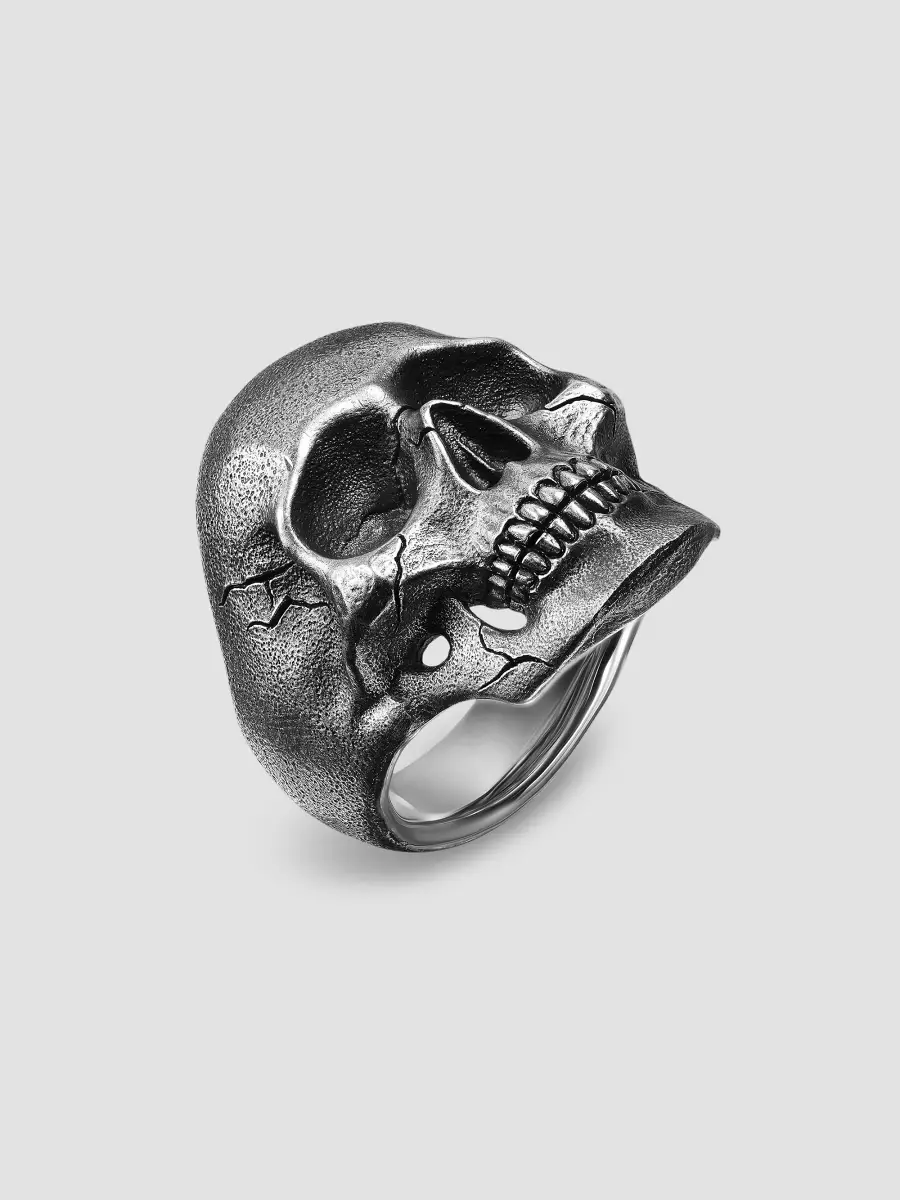 David Yurman Men's Memento Mori Skull Ring in Sterling Silver, 30.5MM | Thumbnail 2 David Yurman Men's Memento Mori Skull Ring in Sterling Silver, 30.5MM | Thumbnail 2