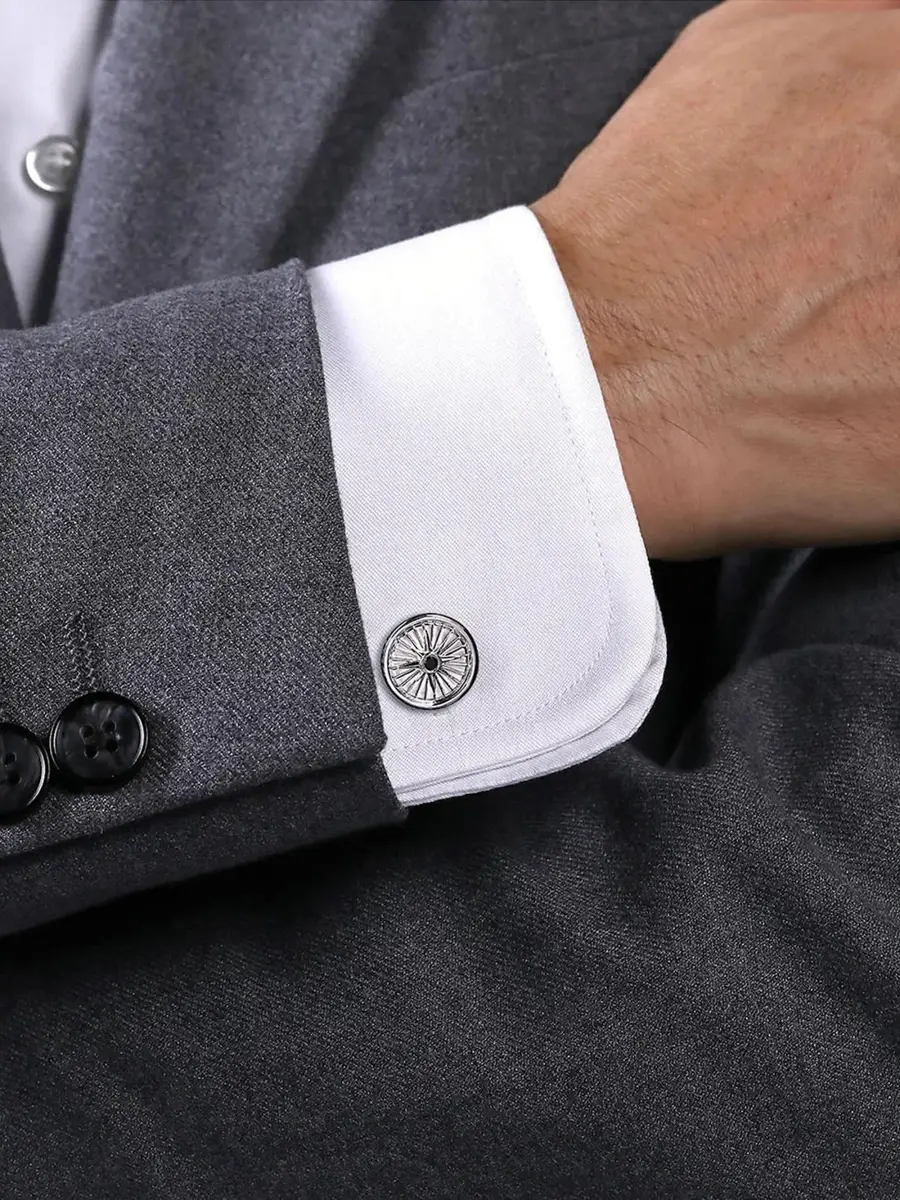 Gabriel & Co Men's Polaris Sterling Silver & Spinel Compass Cufflinks | Thumbnail 2 Gabriel & Co Men's Polaris Sterling Silver & Spinel Compass Cufflinks | Thumbnail 2
