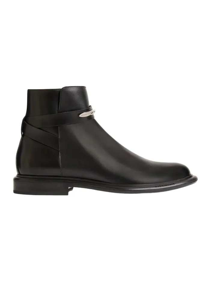 Givenchy Men's Gent Pinch Ankle Boots in Leather - Black