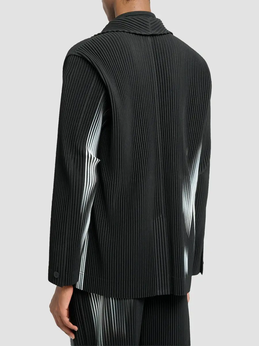 Homme Plissé Issey Miyake Men In The Shadow Single-Breasted Sport Jacket | Thumbnail 3 Homme Plissé Issey Miyake Men In The Shadow Single-Breasted Sport Jacket | Thumbnail 3