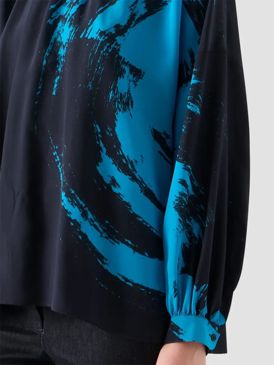 Akris punto Women's Galaxy-Print Silk Crepe De Chine Blouse | Thumbnail 5 Akris punto Women's Galaxy-Print Silk Crepe De Chine Blouse | Thumbnail 5