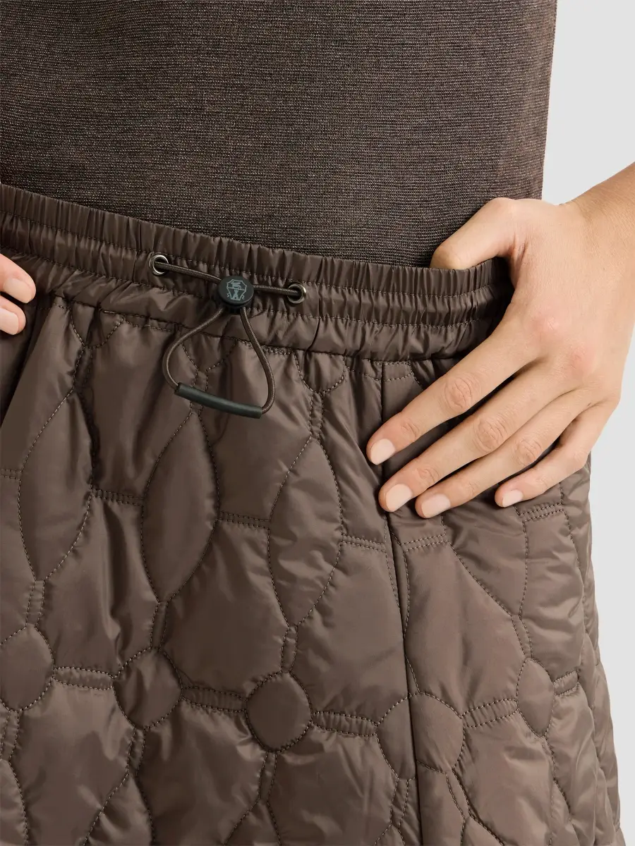 Brunello Cucinelli Women's Water-Resistant Matte Nylon Quilted Skirt with Thermore - Coffee | Thumbnail 5 Brunello Cucinelli Women's Water-Resistant Matte Nylon Quilted Skirt with Thermore - Coffee | Thumbnail 5