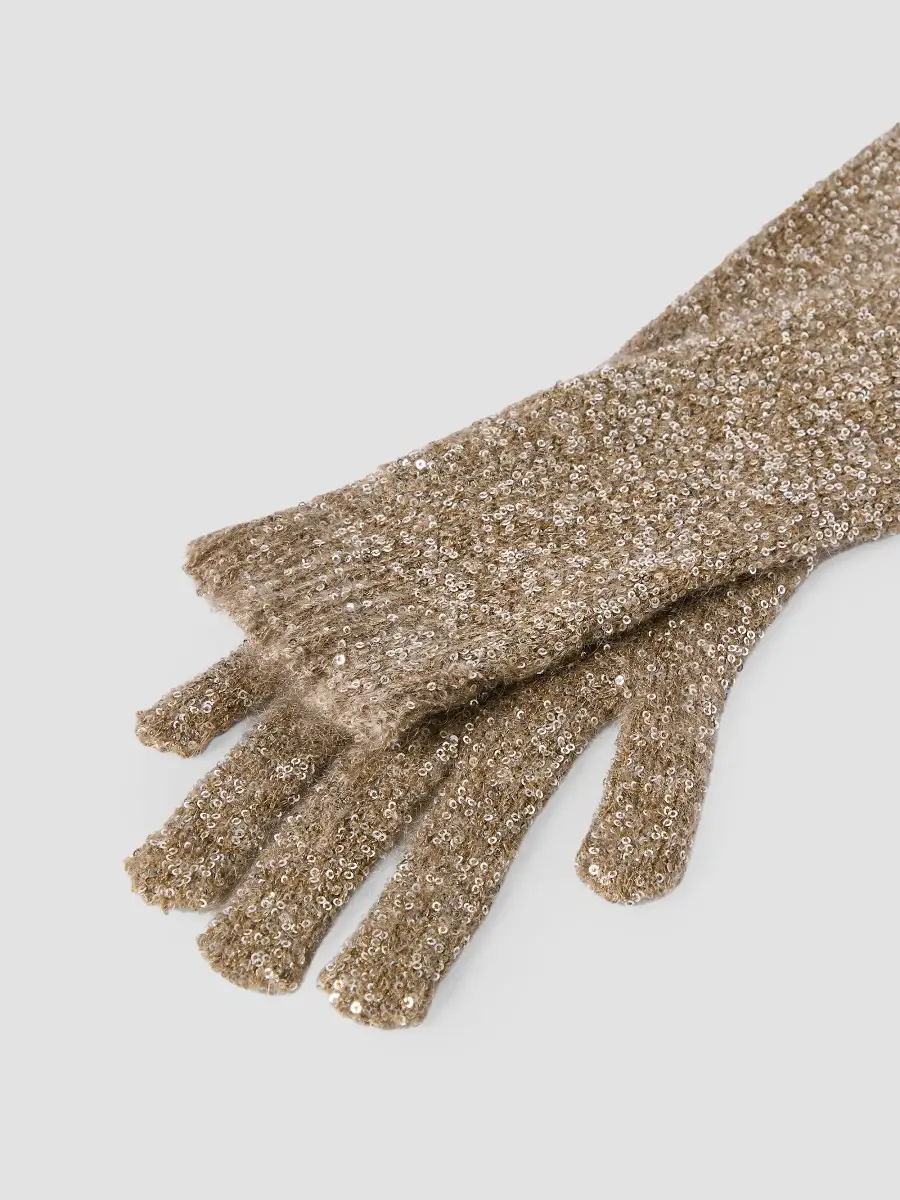 Brunello Cucinelli Women's Dazzling Texture Knit Gloves | Thumbnail 3 Brunello Cucinelli Women's Dazzling Texture Knit Gloves | Thumbnail 3