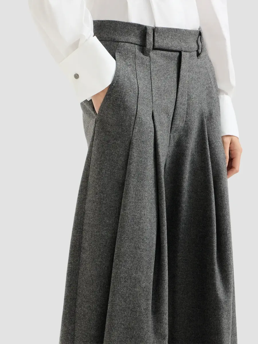 Brunello Cucinelli Women's Virgin Wool and Cashmere Twill Flannel Pleated Barrel Trousers | Thumbnail 5 Brunello Cucinelli Women's Virgin Wool and Cashmere Twill Flannel Pleated Barrel Trousers | Thumbnail 5