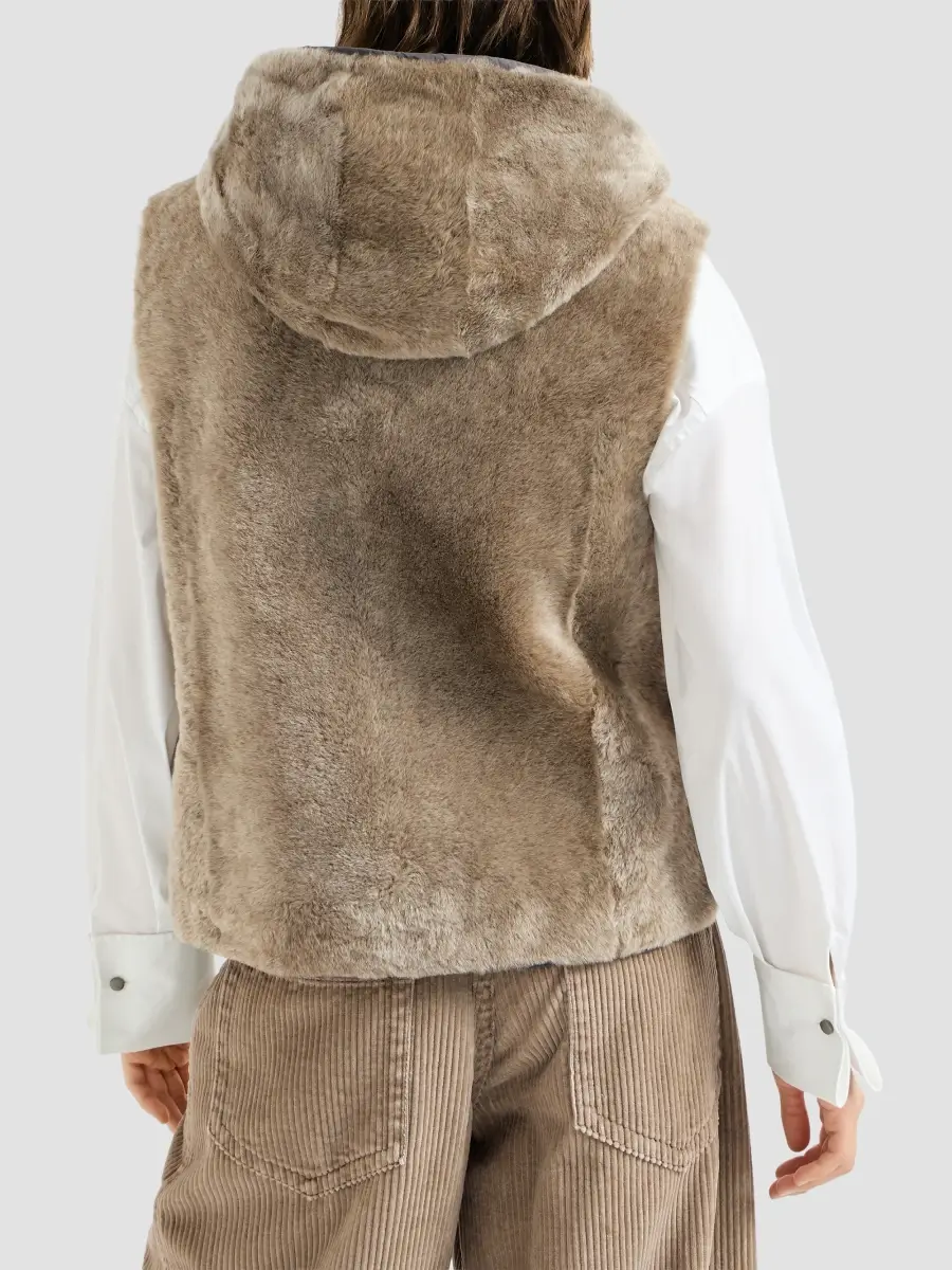 Brunello Cucinelli Women's Shearling Reversibile Vest with Thermore Padding and Hood - Light Brown | Thumbnail 3 Brunello Cucinelli Women's Shearling Reversibile Vest with Thermore Padding and Hood - Light Brown | Thumbnail 3