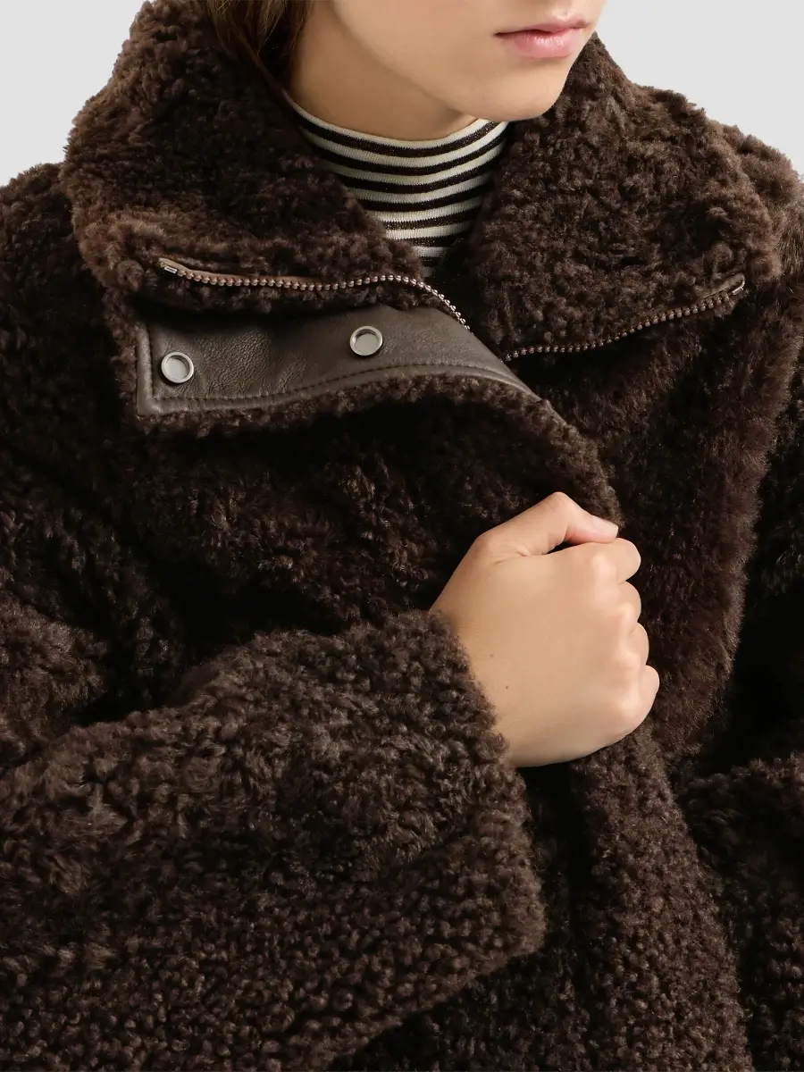 Brunello Cucinelli Women's Fuzzy Shearling Coat With Shiny Zipper Pull | Thumbnail 5 Brunello Cucinelli Women's Fuzzy Shearling Coat With Shiny Zipper Pull | Thumbnail 5
