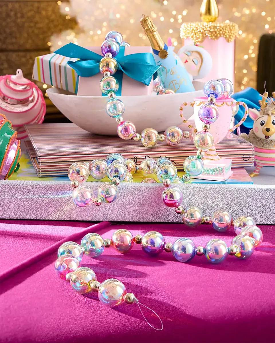Glitterville Opalescence Essence Glass Garland