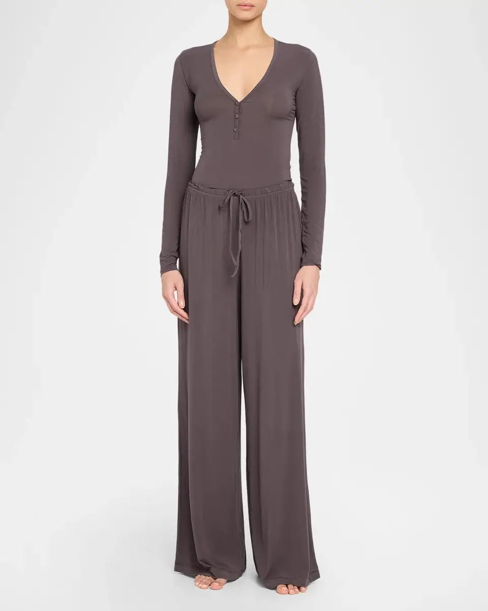 Skims Wide-Leg Stretch Modal Pants | Thumbnail 2 Skims Wide-Leg Stretch Modal Pants | Thumbnail 2