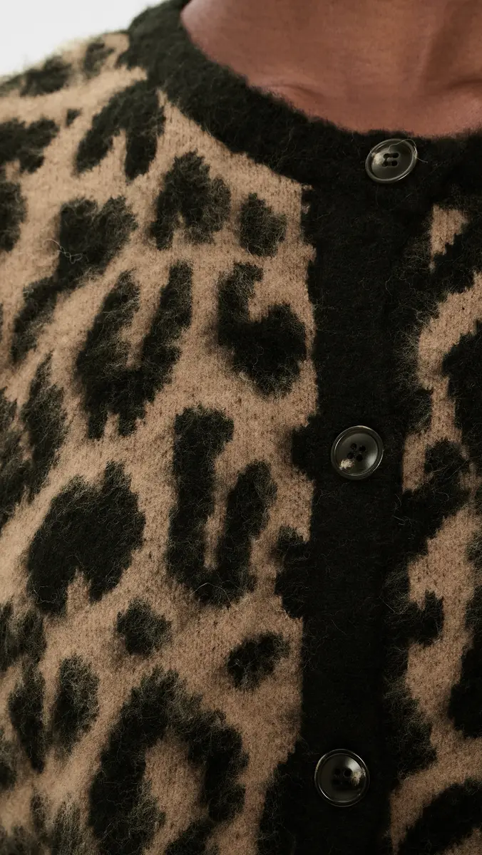 Cinta The Label The Estee Knit Cardigan | Thumbnail 6 Cinta The Label The Estee Knit Cardigan | Thumbnail 6