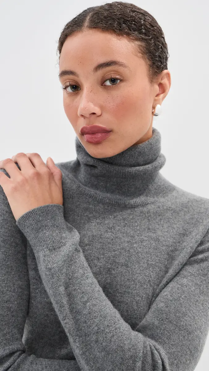 LE BOP Resa Turtleneck Cashmere Sweater | Thumbnail 2 LE BOP Resa Turtleneck Cashmere Sweater | Thumbnail 2