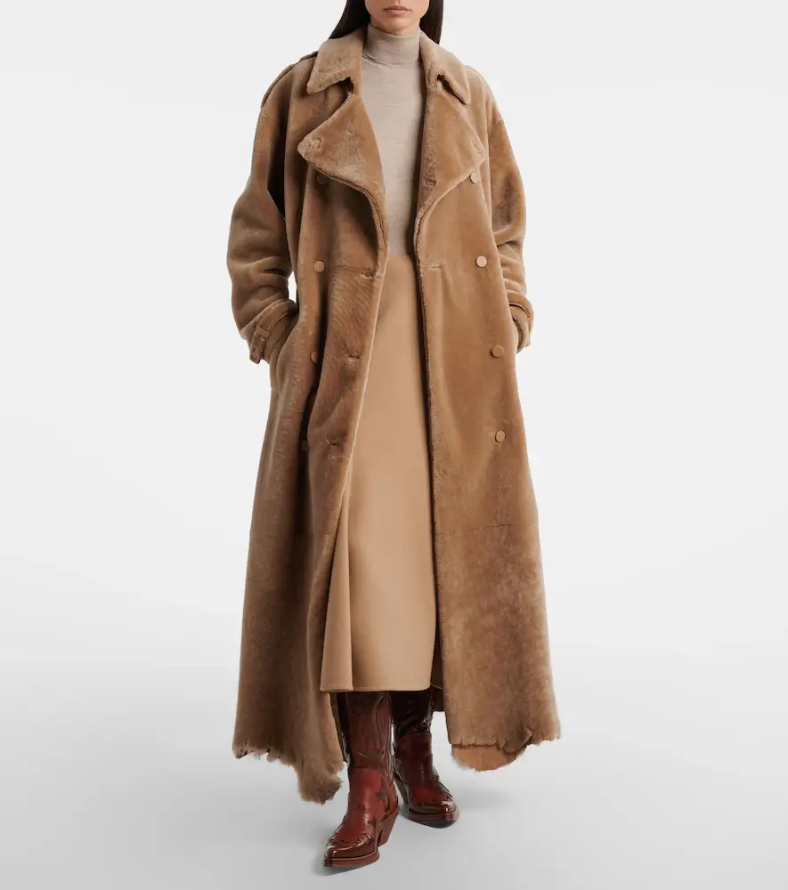 Gabriela Hearst Tellus double-breasted shearling coat | Thumbnail 4