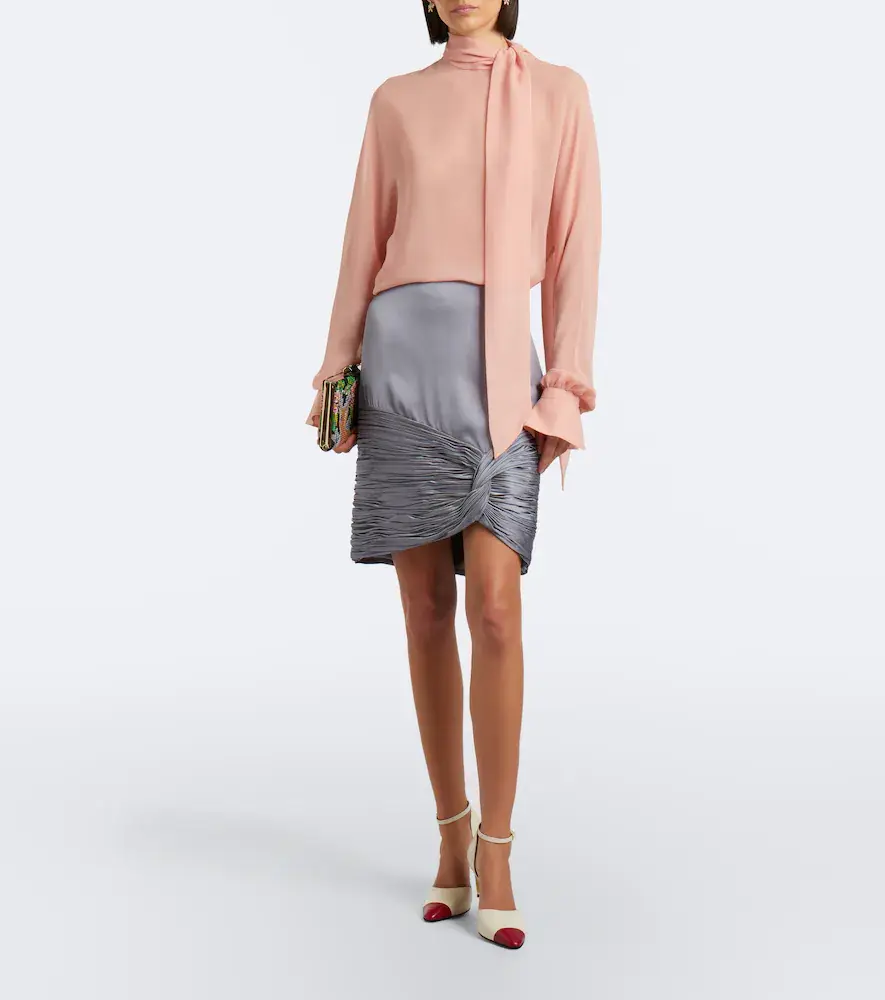 Valentino Garavani Berthe embellished jacquard clutch | Thumbnail 5 Valentino Garavani Berthe embellished jacquard clutch | Thumbnail 5