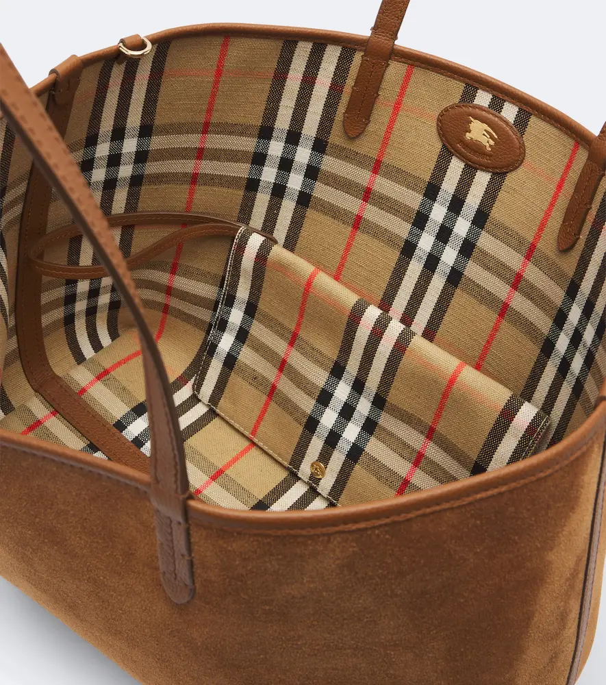 Burberry Bloomsbury Medium reversible suede tote bag | Thumbnail 2 Burberry Bloomsbury Medium reversible suede tote bag | Thumbnail 2