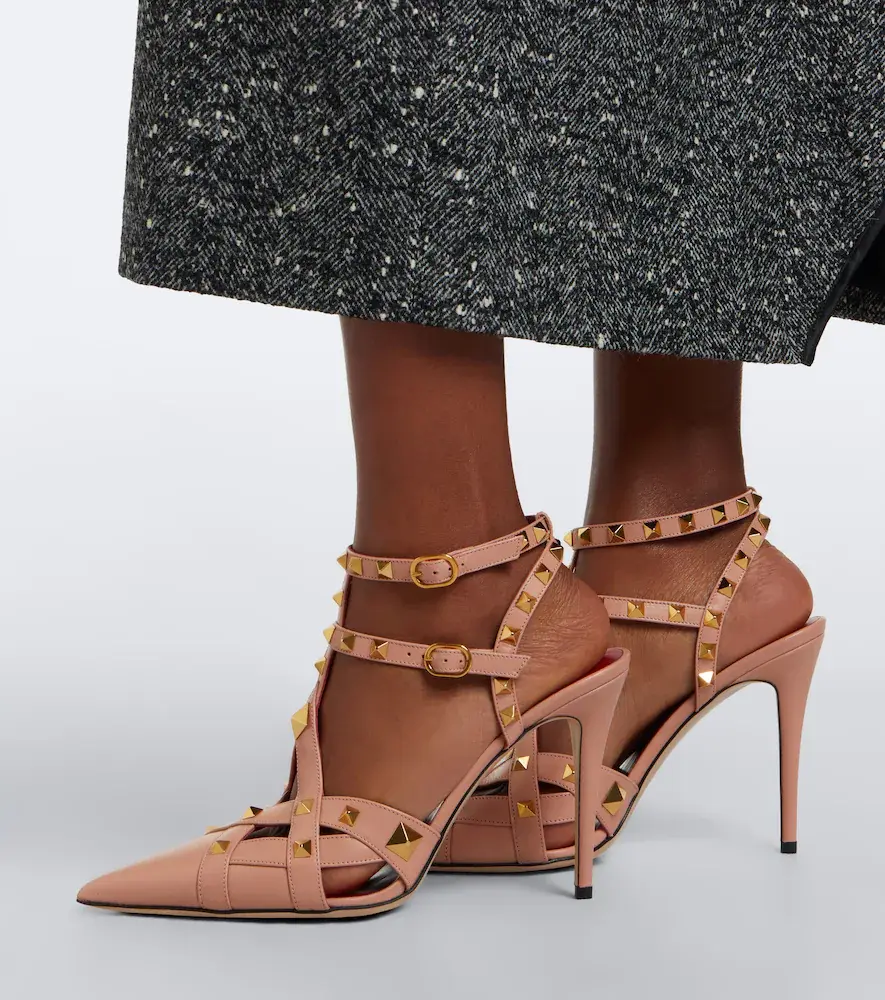 Valentino Garavani Studdy leather pumps | Thumbnail 5 Valentino Garavani Studdy leather pumps | Thumbnail 5