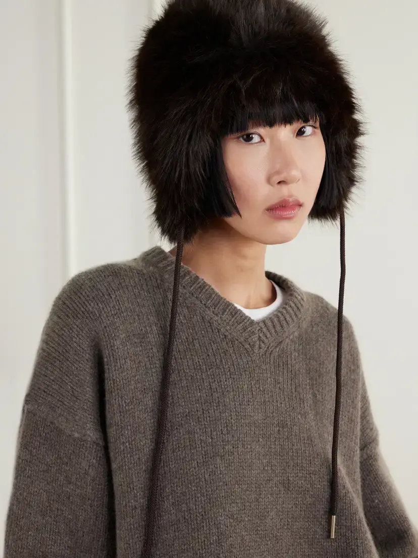 We Norwegians Dvore Plush Hat | Thumbnail 2