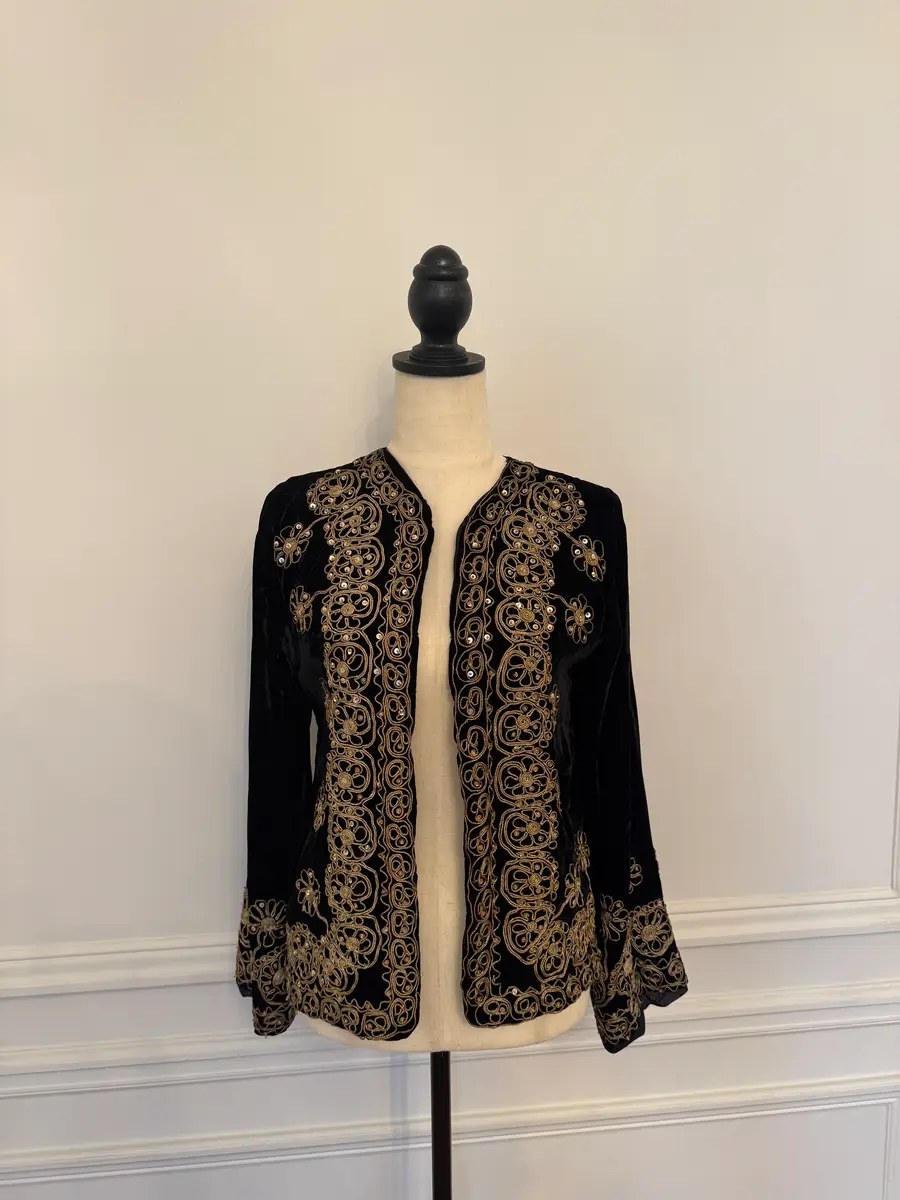 Velvet Embroidered Jacket Velvet Embroidered Jacket