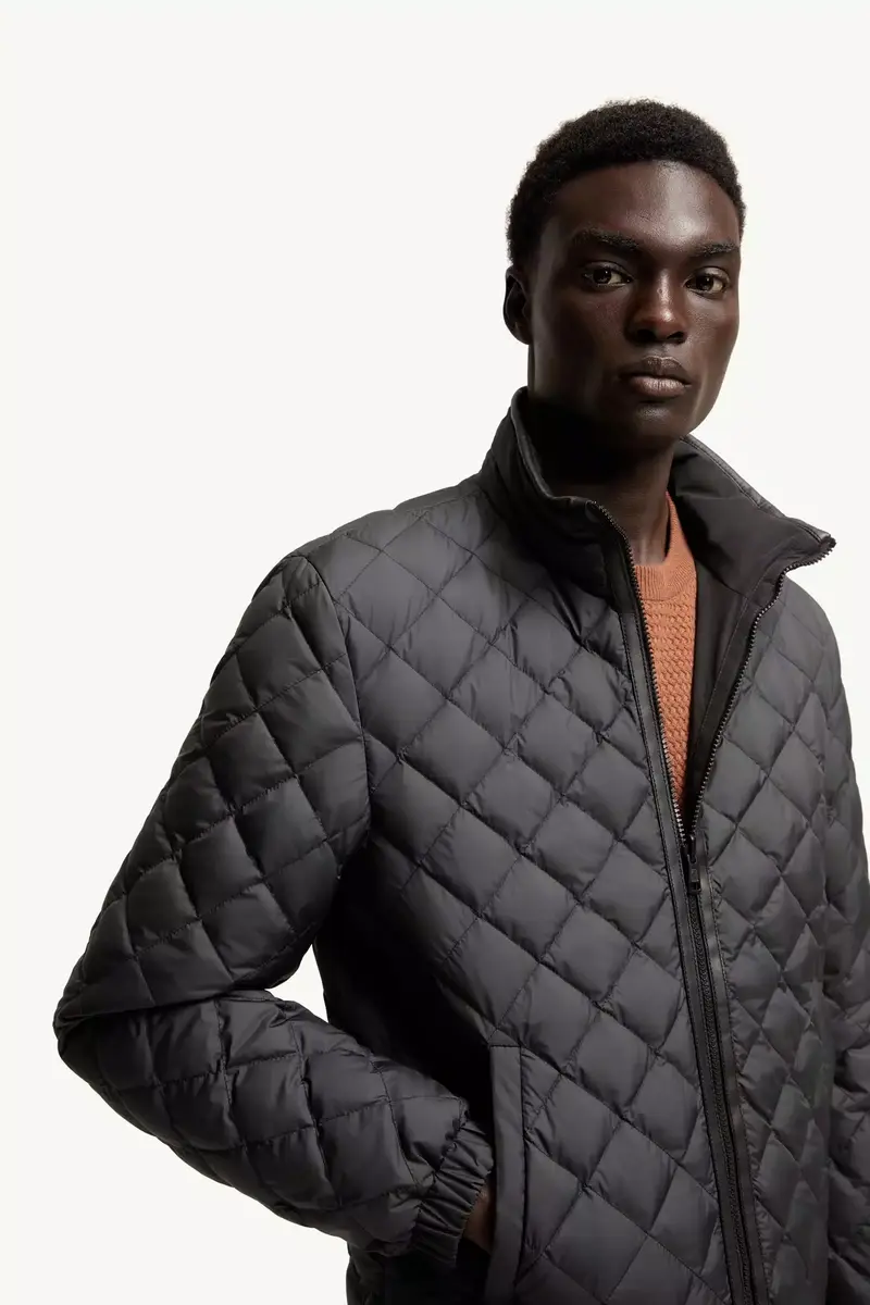 Moncler Delviane Reversible Diamond-quilted Down Jacket | Thumbnail 8