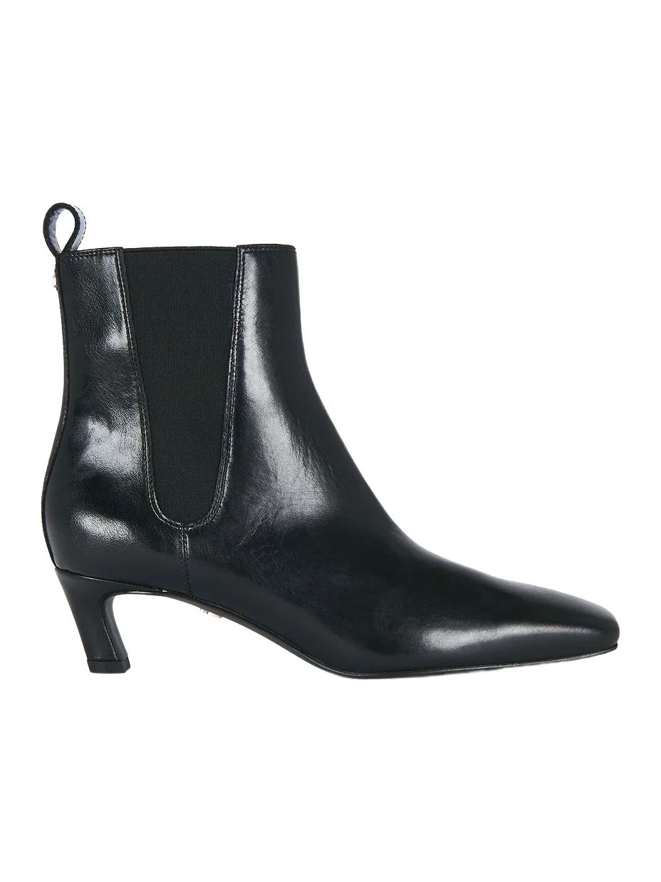 Peony Boot