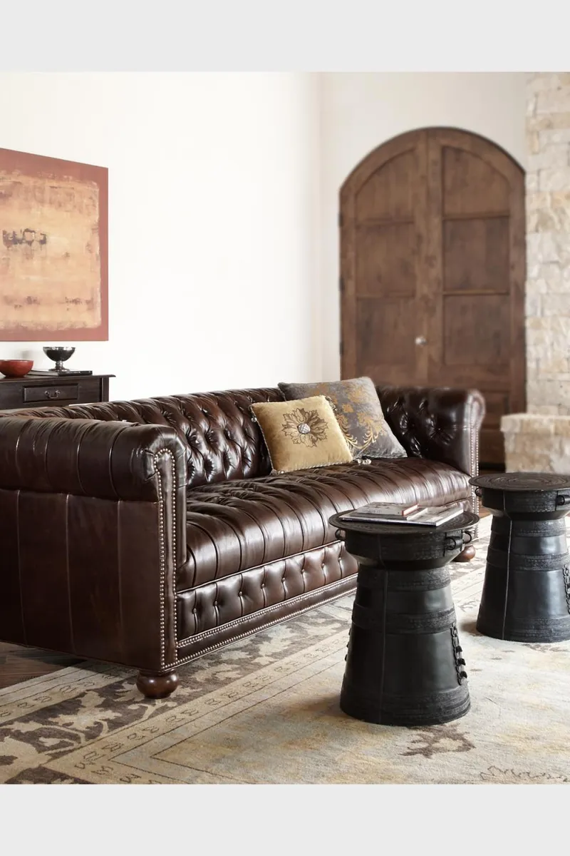 Old Hickory Tannery Royal Leather Chesterfield Sofa 93" | Thumbnail 3