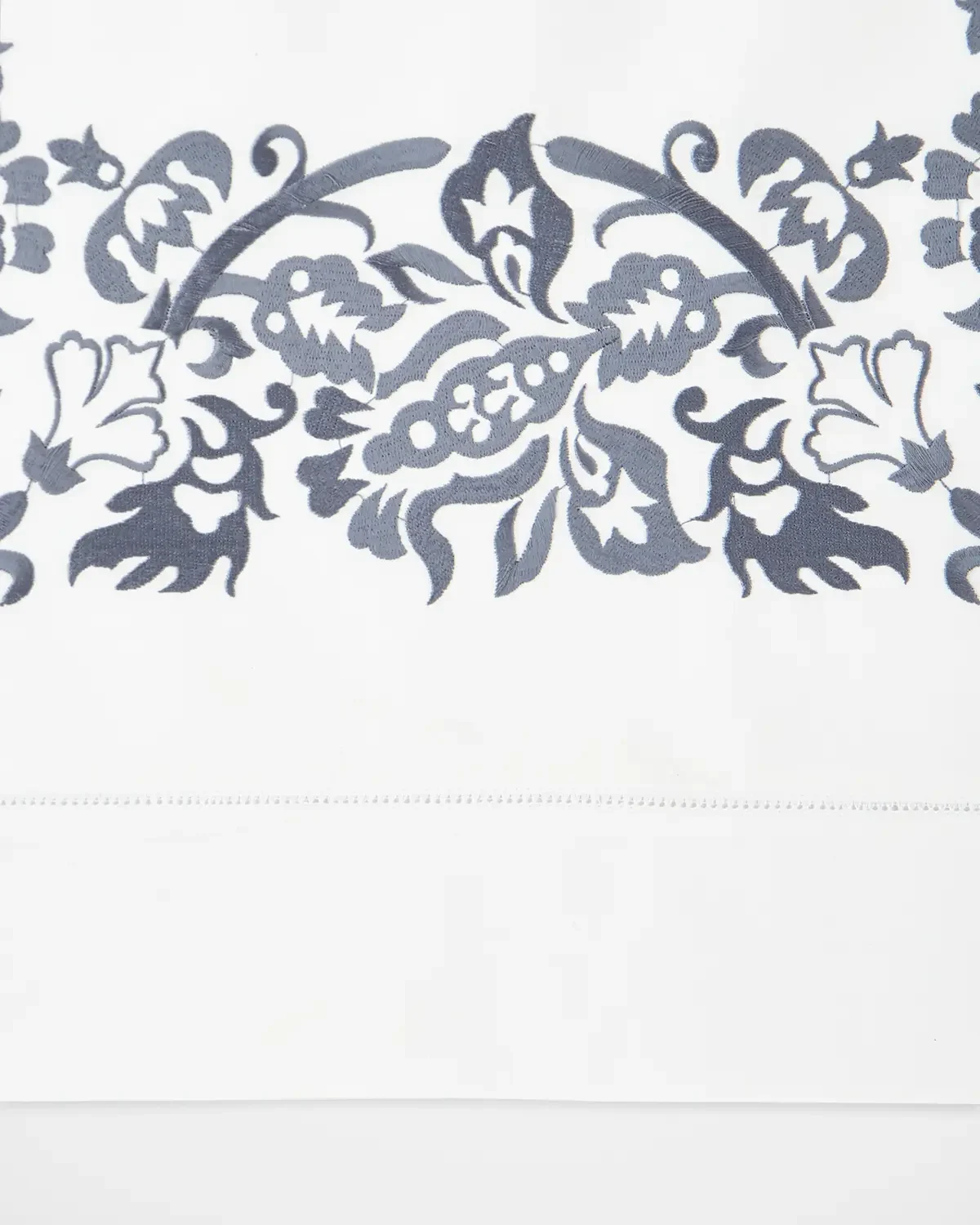 Sferra Saxon King Embroidered Sham