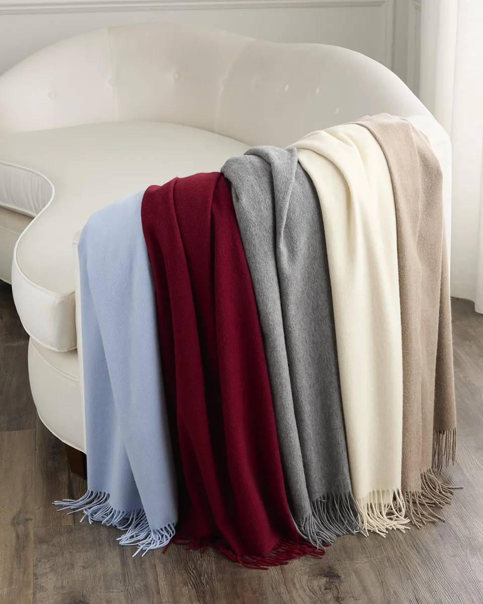 Sofia Cashmere Fringed Cashmere Throw | Thumbnail 3 Sofia Cashmere Fringed Cashmere Throw | Thumbnail 3
