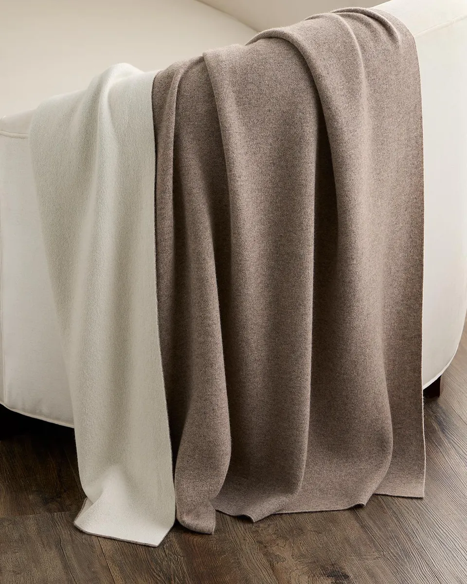 Sofia Cashmere Double-Face Cashmere Throw | Thumbnail 2 Sofia Cashmere Double-Face Cashmere Throw | Thumbnail 2