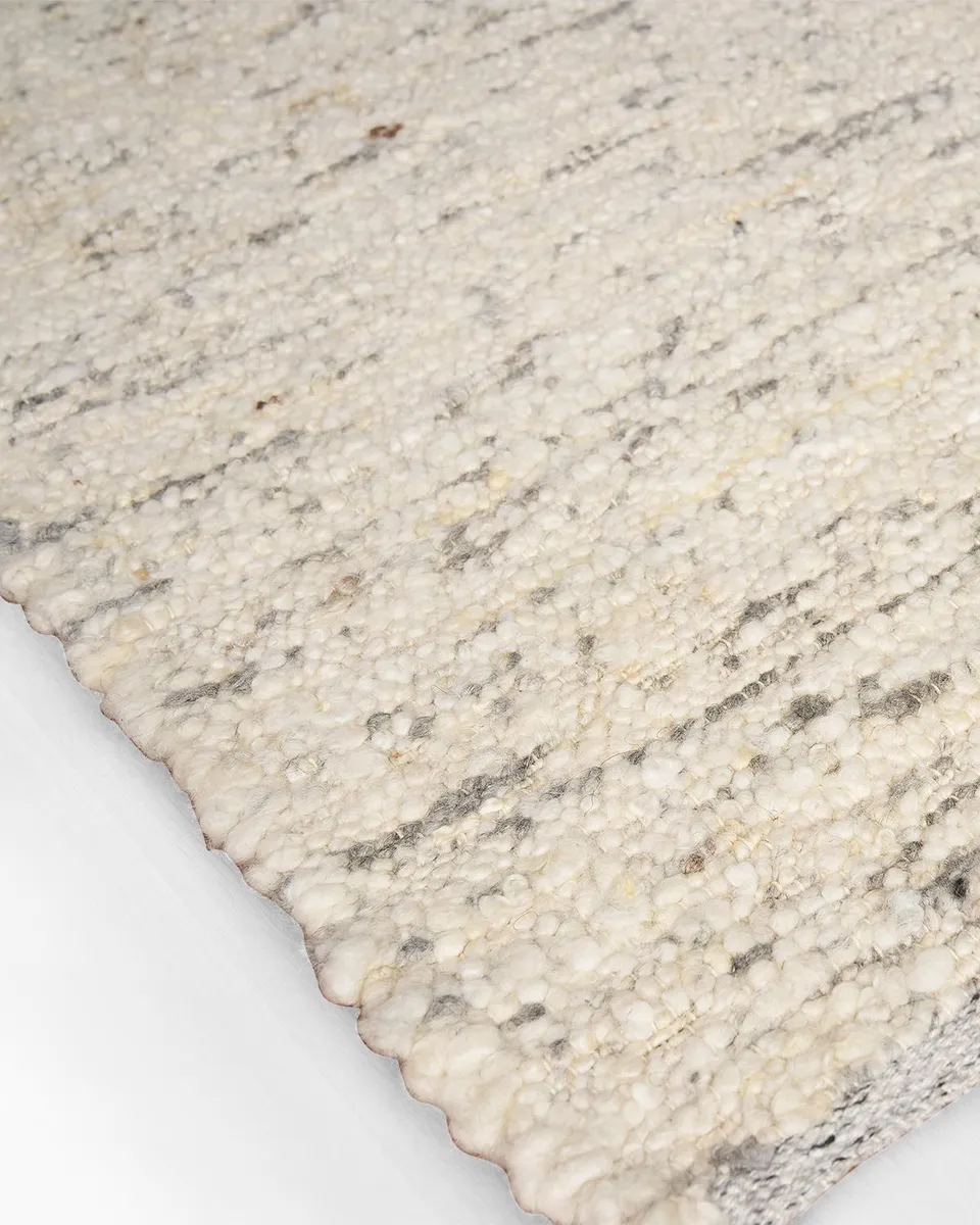 Exquisite Rugs Maya Handmade Wool Rug | Thumbnail 3