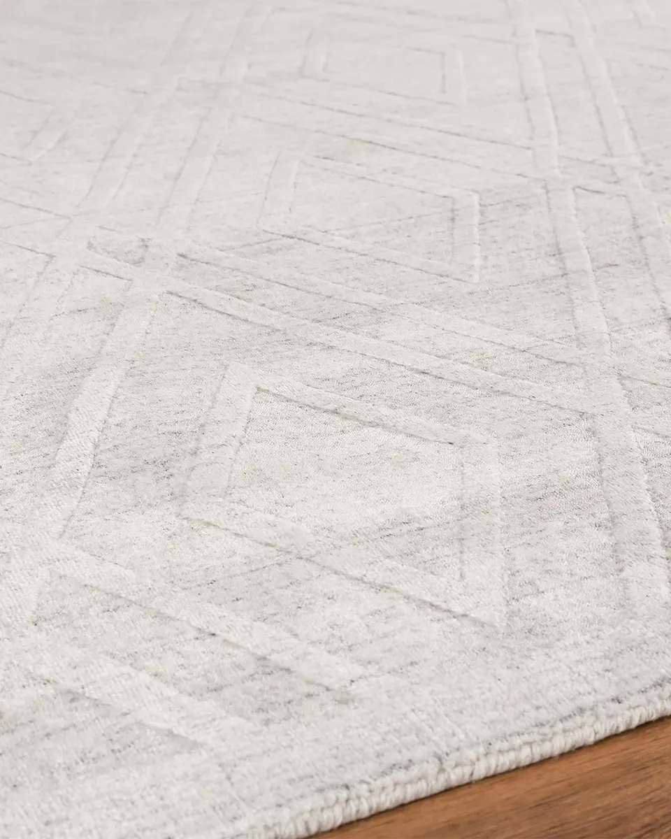 Exquisite Rugs Eastsound Hand-Loomed Rug | Thumbnail 3