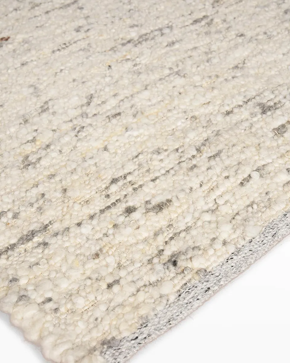 Exquisite Rugs Maya Handmade Wool Rug | Thumbnail 3
