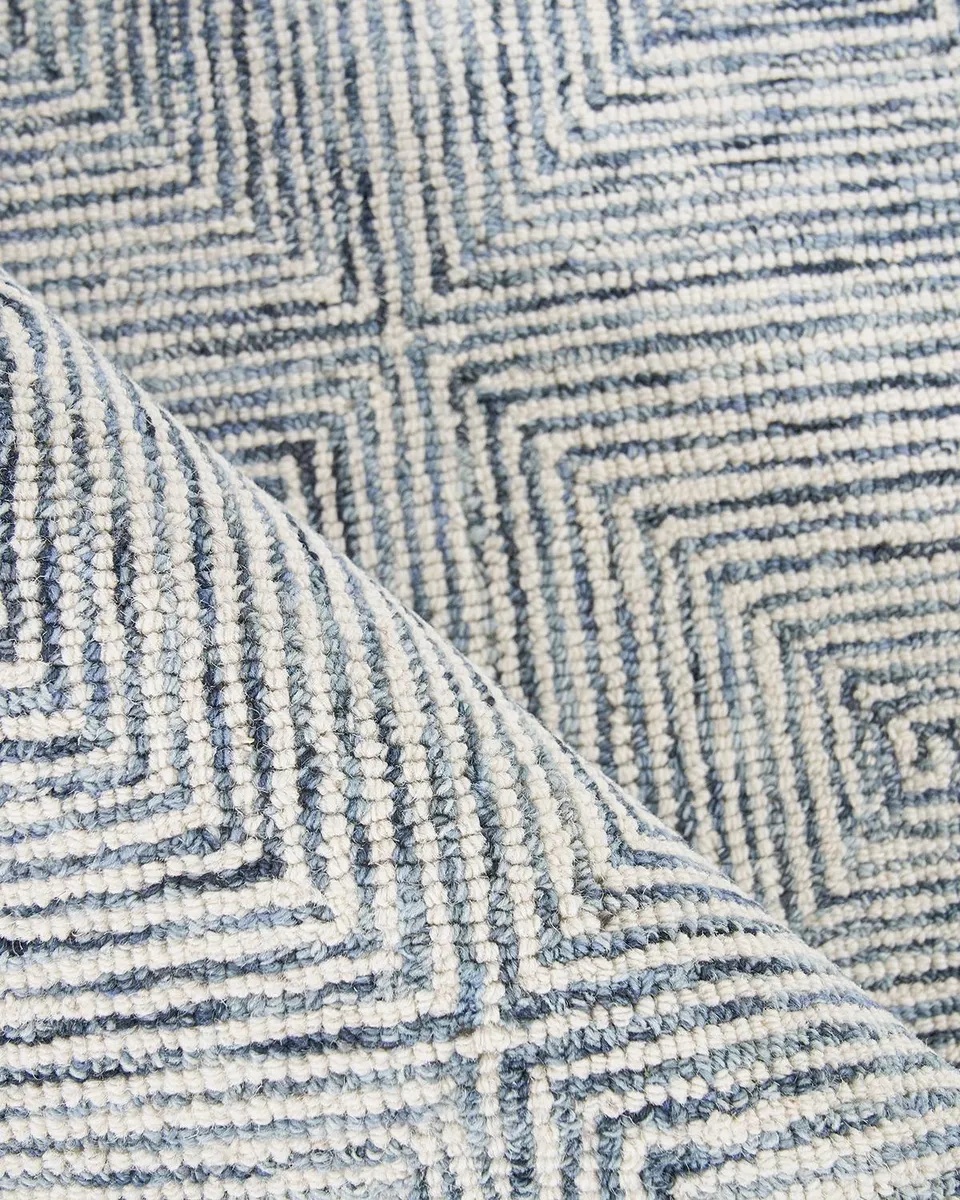 Exquisite Rugs Camille Hand-Tufted Rug | Thumbnail 4 Exquisite Rugs Camille Hand-Tufted Rug | Thumbnail 4