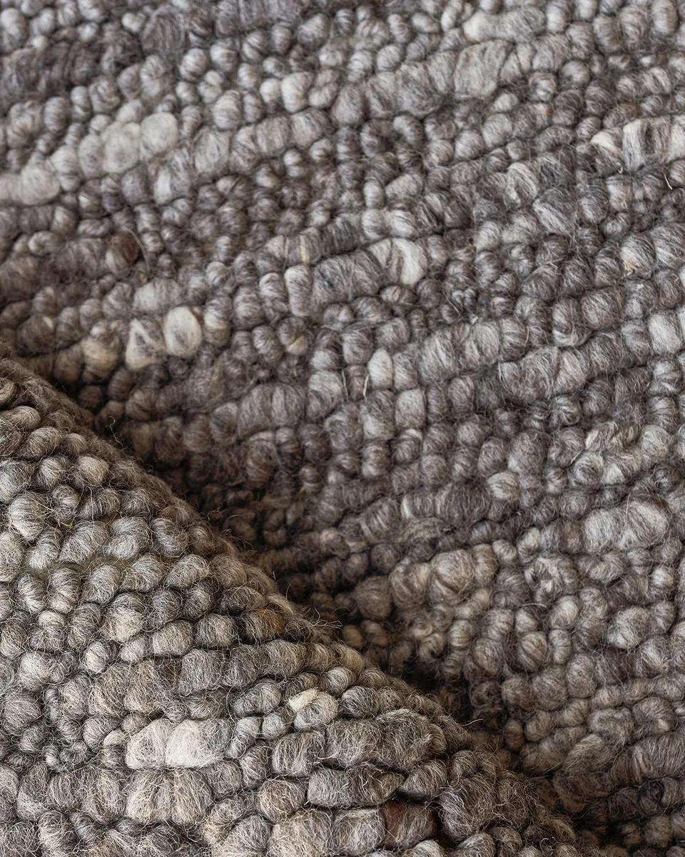 Exquisite Rugs Asheville Hand-Loomed Rug | Thumbnail 4