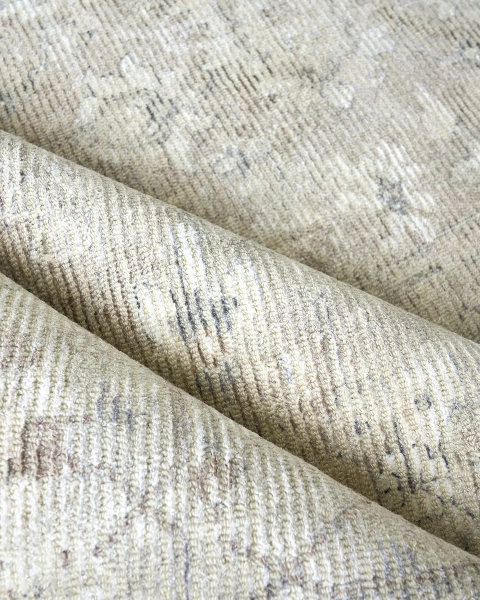 Exquisite Rugs Pierre Hand-Loomed Rug | Thumbnail 4