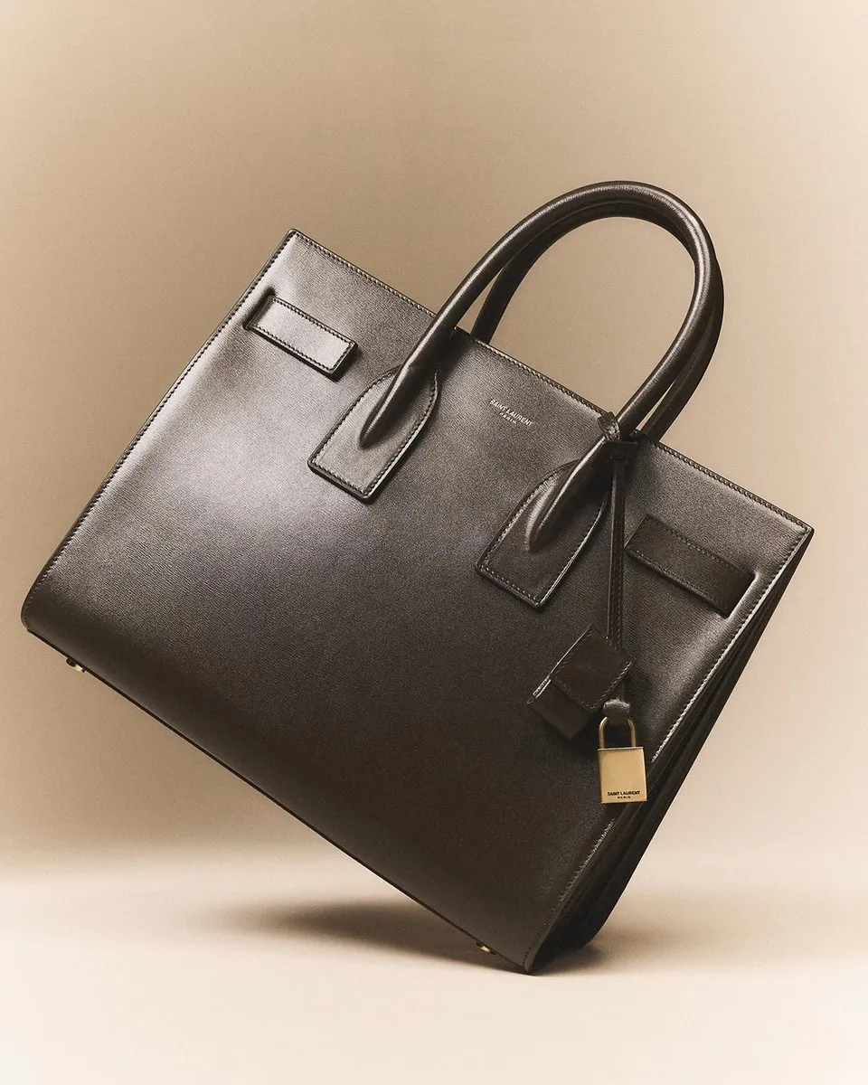 Saint Laurent Sac De Jour Small Top-Handle Bag in Smooth Leather | Thumbnail 5 Saint Laurent Sac De Jour Small Top-Handle Bag in Smooth Leather | Thumbnail 5
