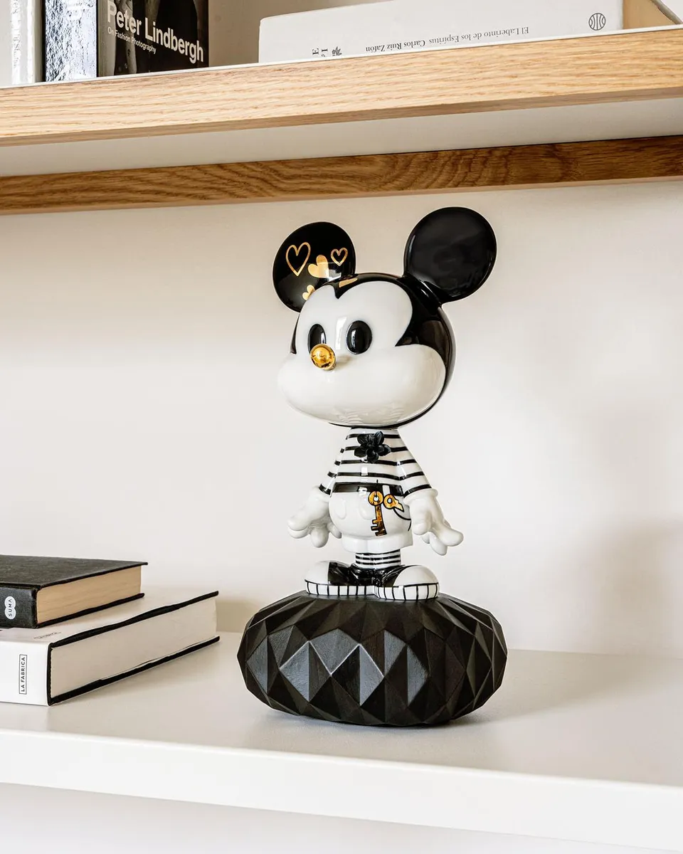 Lladro Mickey Sculpture | Thumbnail 2