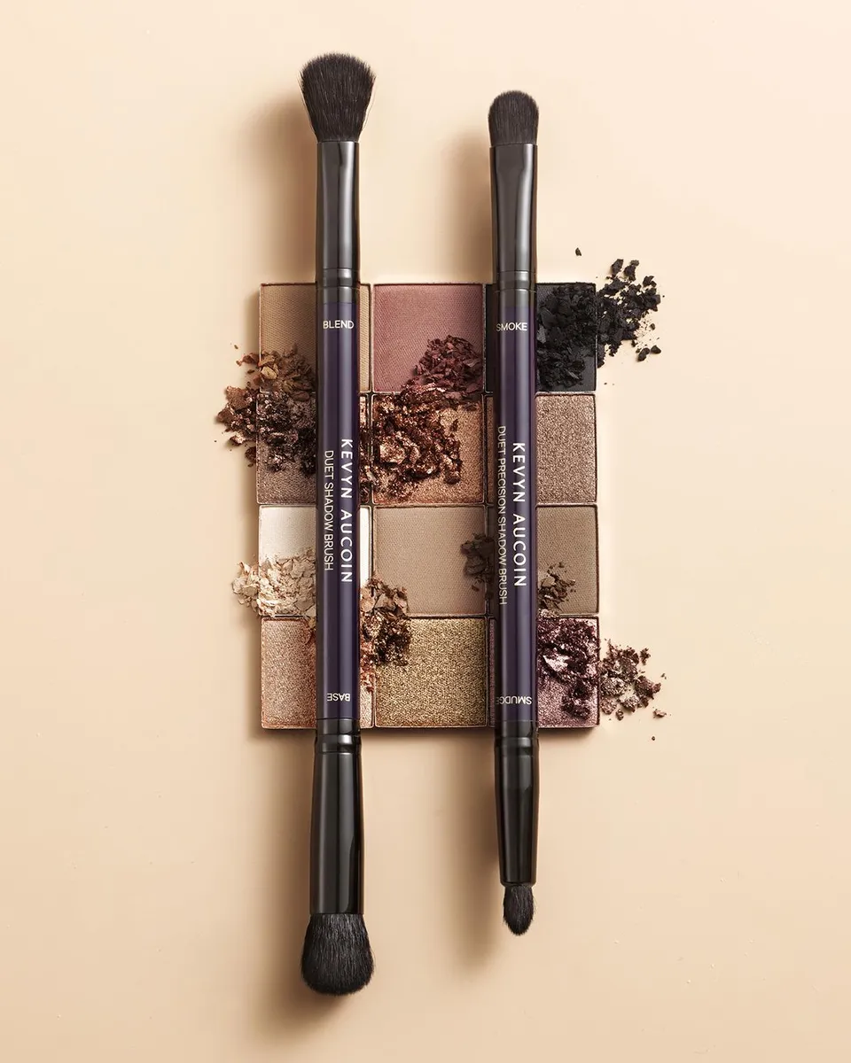 KEVYN AUCOIN Duet Precision Shadow Brush | Thumbnail 2 KEVYN AUCOIN Duet Precision Shadow Brush | Thumbnail 2