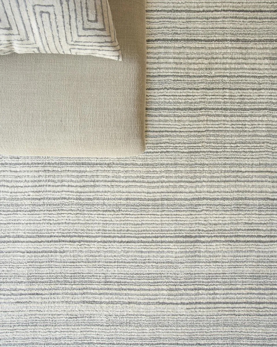 Exquisite Rugs Crockett Hand-Loomed Rug | Thumbnail 3