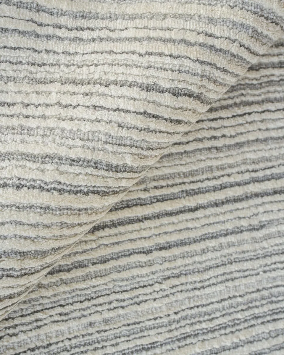Exquisite Rugs Crockett Hand-Loomed Rug | Thumbnail 4