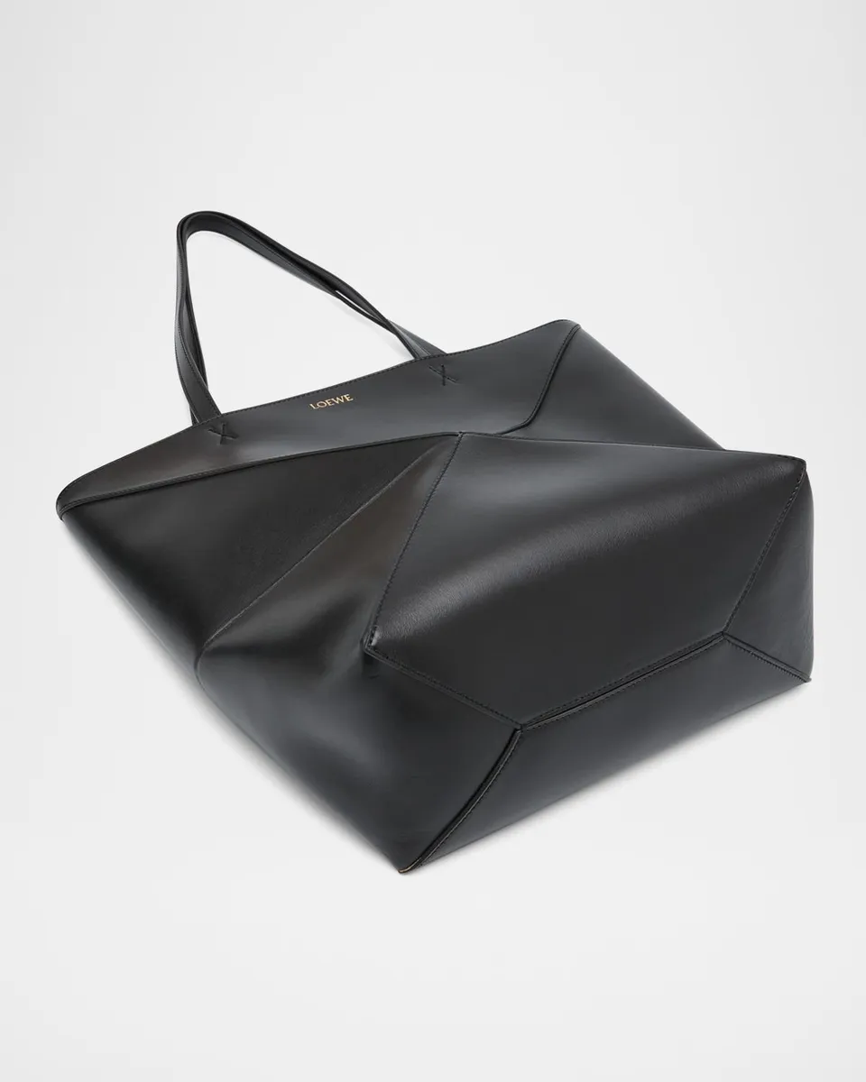 Loewe Puzzle Fold Medium Tote Bag in Shiny Leather | Thumbnail 8 Loewe Puzzle Fold Medium Tote Bag in Shiny Leather | Thumbnail 8