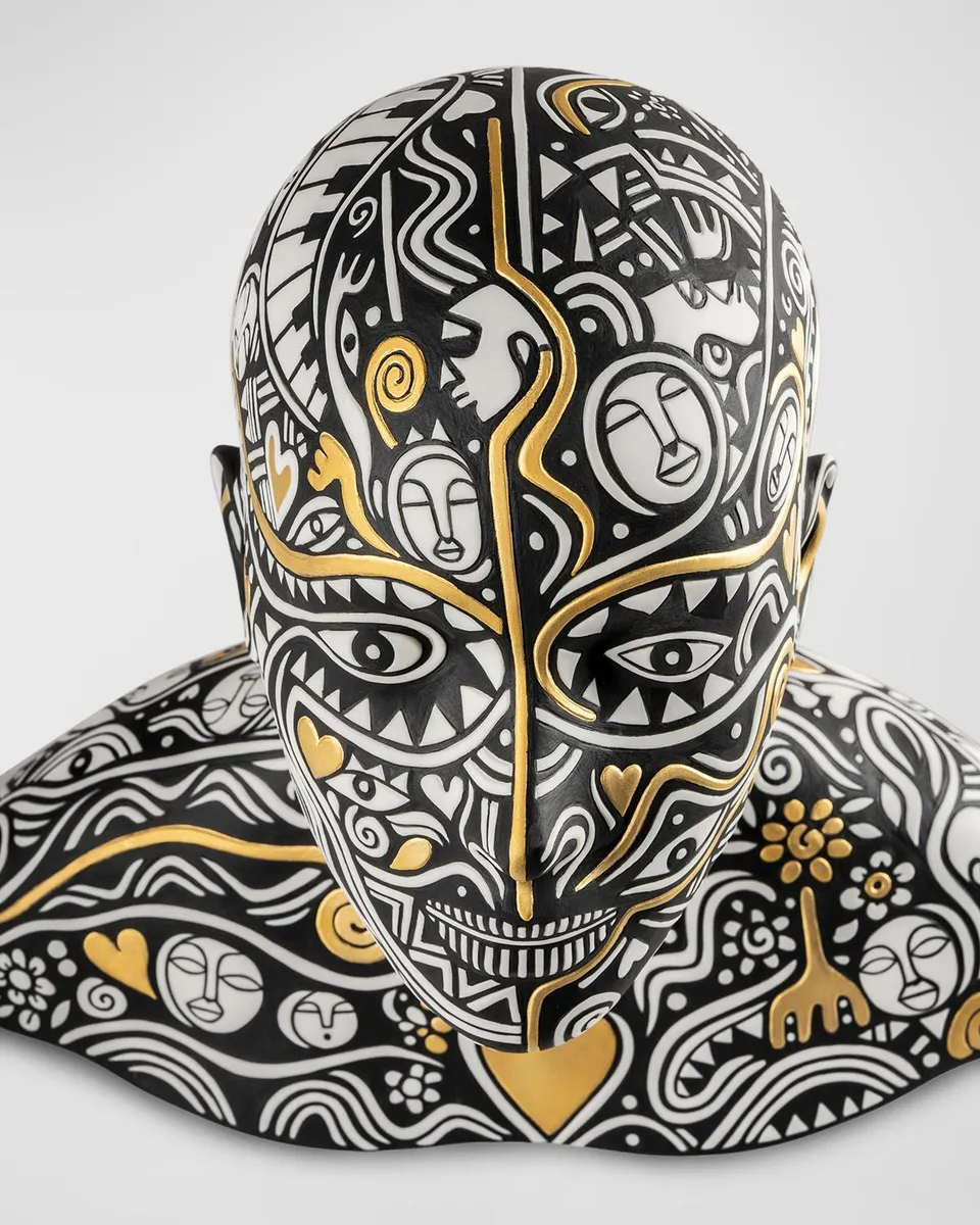 Lladro "The Dreamer" Bust by Laolu | Thumbnail 5 Lladro "The Dreamer" Bust by Laolu | Thumbnail 5