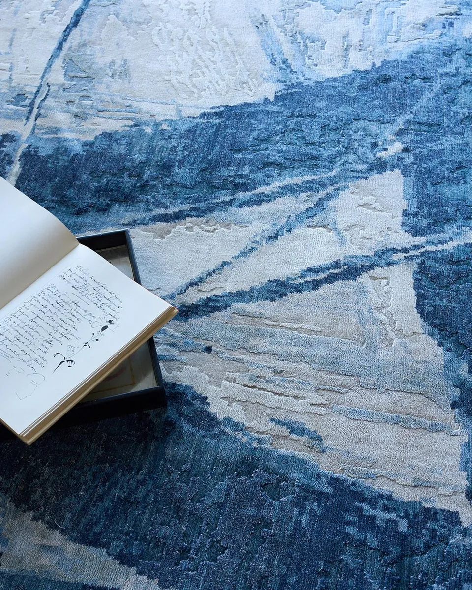 Exquisite Rugs Floor Art Hand-Knotted Dark Blue Rug, 8 ' x 10 ' | Thumbnail 5