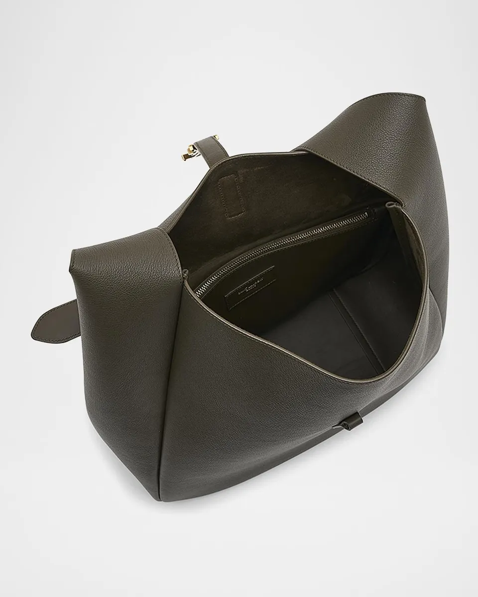 Saint Laurent Le 5 A 7 Large Shoulder Bucket Bag in Smooth Leather | Thumbnail 3 Saint Laurent Le 5 A 7 Large Shoulder Bucket Bag in Smooth Leather | Thumbnail 3